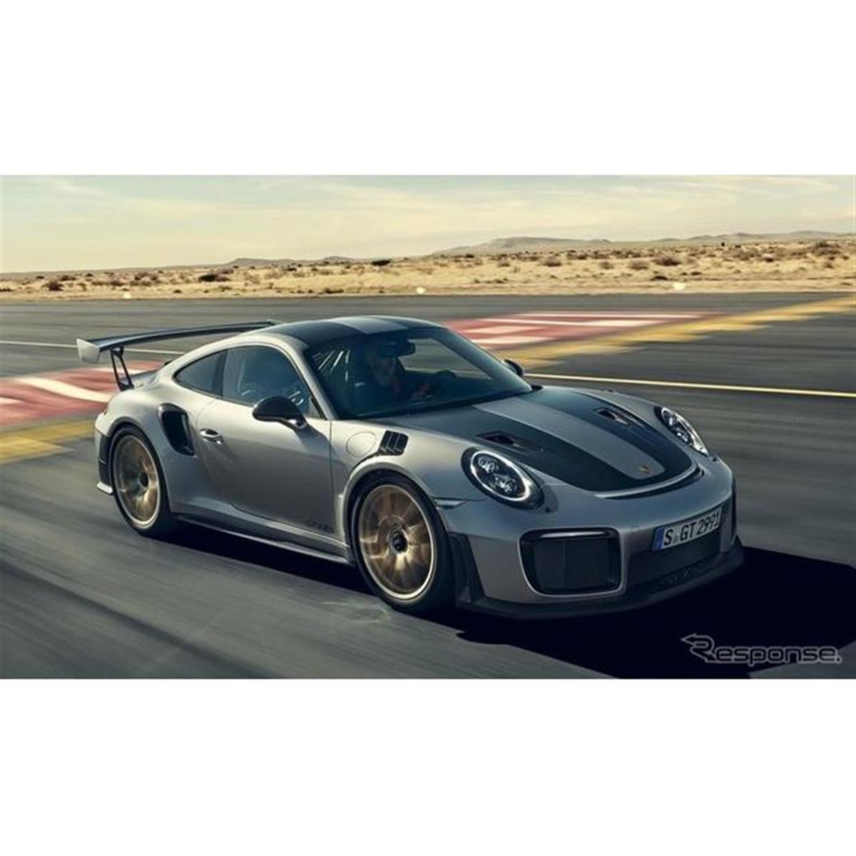 ポルシェ 911GT2 RS 新型に「クラブスポーツパッケージ