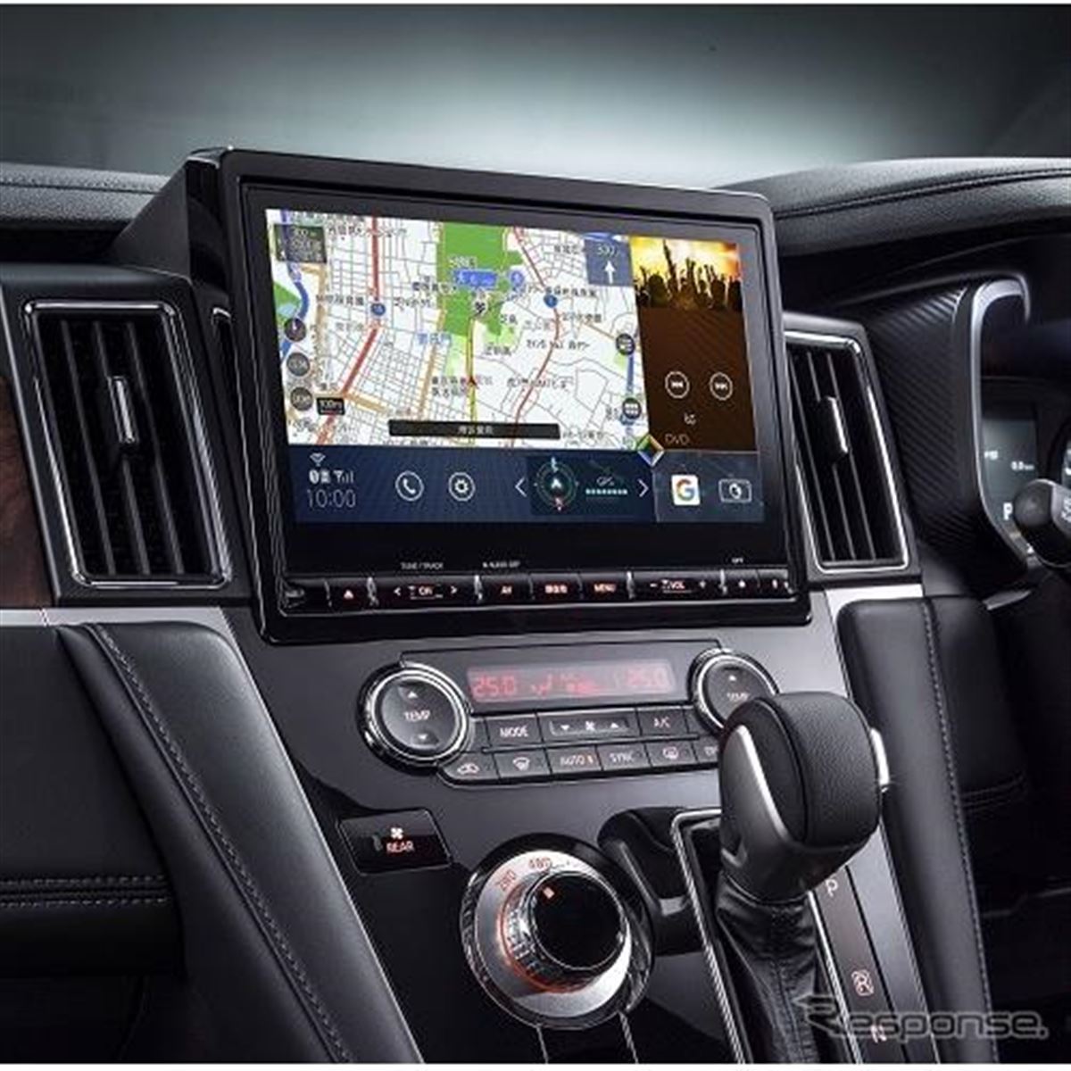 四分割画面のクラリオン「クワッドビューナビ」、三菱 デリカD：5 新型