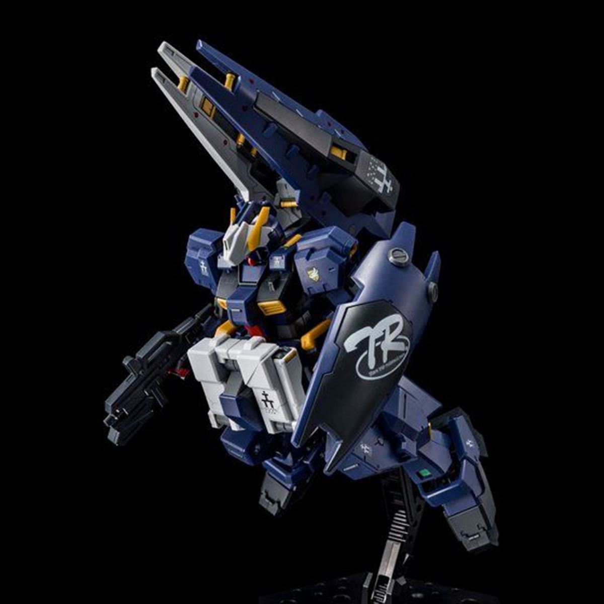 未組立プラモデル HGUC 1/144 ガンダムTR-1 ［ハイゼンスレイ］ （ADVANCE OF Z〜ティターンズの旗のもとに）  プレミアムバンダイ｜ガンダム