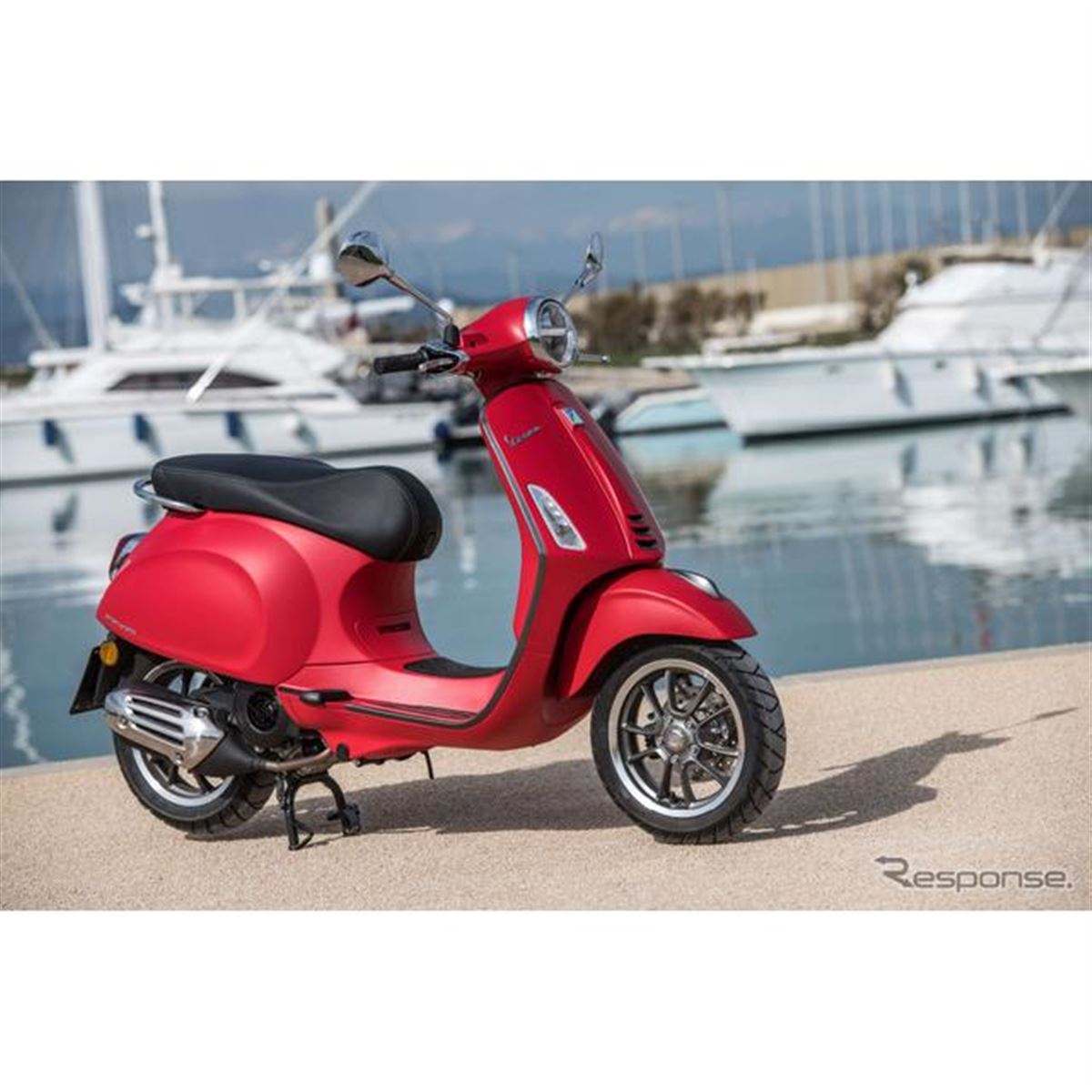 ピアッジオ】Vespa Primavera シート 赤 レッド 125 150