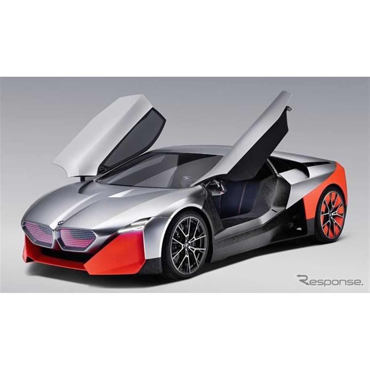 BMW Vision M Next 1/18スケールモデル BMW Vision M Next 1/18スケールモデル Vision M Next | 株式