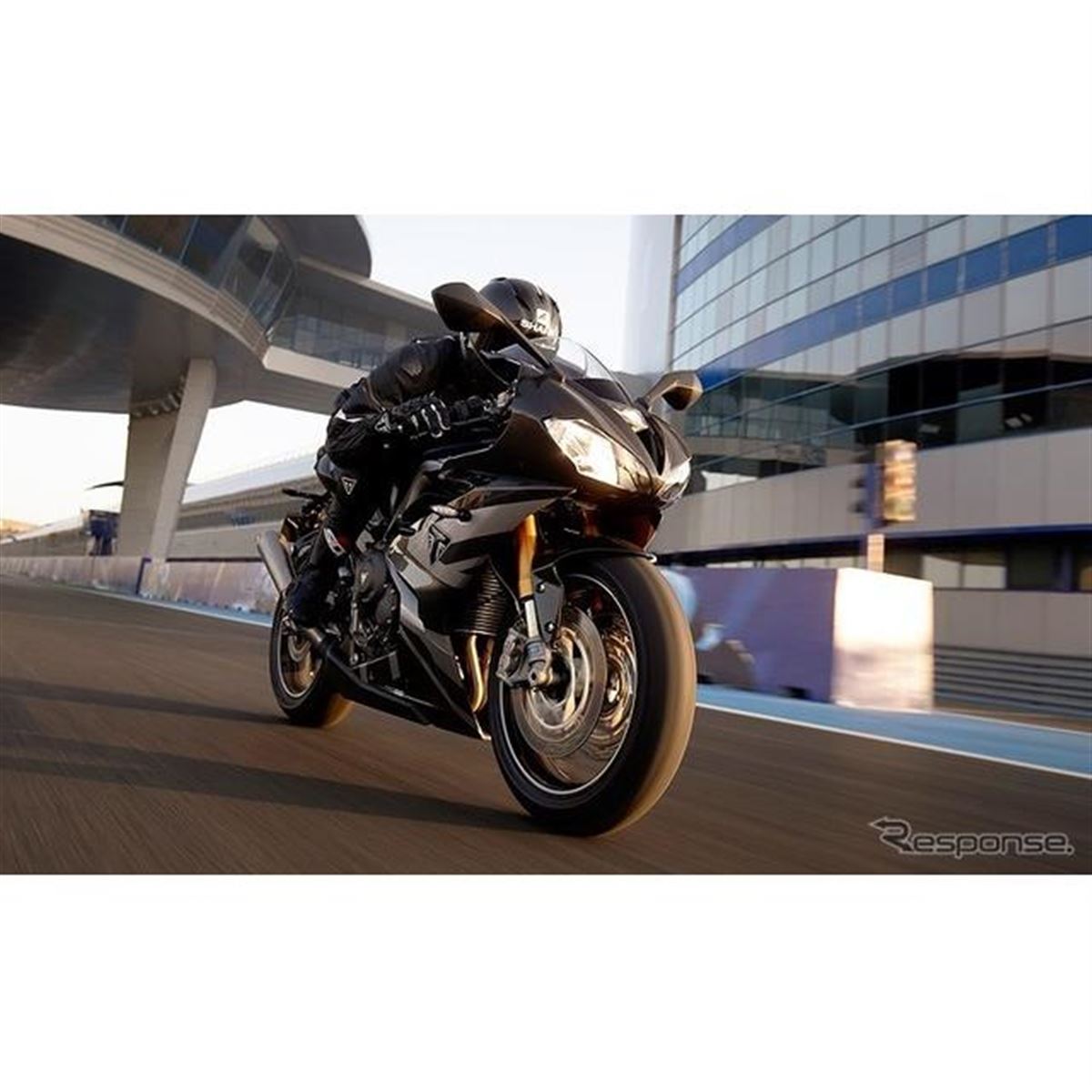 トライアンフ『デイトナ』復活、Moto2 765リミテッドエディション発売