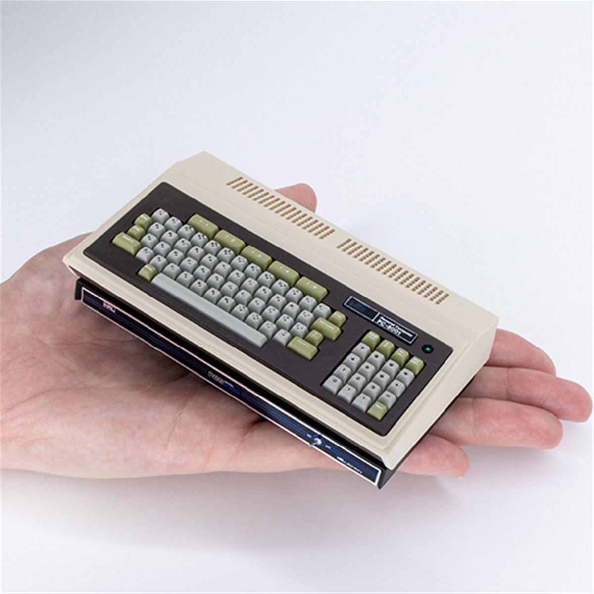 ハル研究所、「PasocomMini PC-8001 PCGセット」を税別24,800円で一般発売 - 価格.com