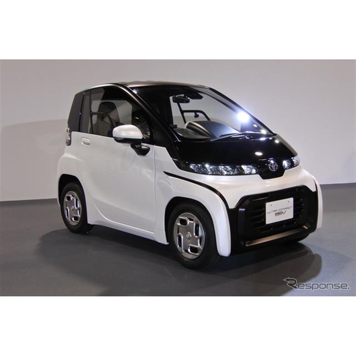 二 人 乗り 車