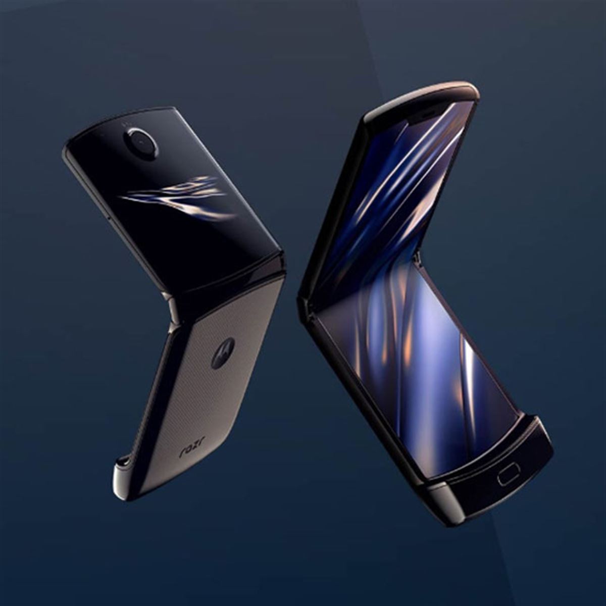 Motorola razr ブラック折りたたみスマホ本体 モトローラの折りたたみスマホ｢Razr｣新モデル、日本にやってくるんじゃ