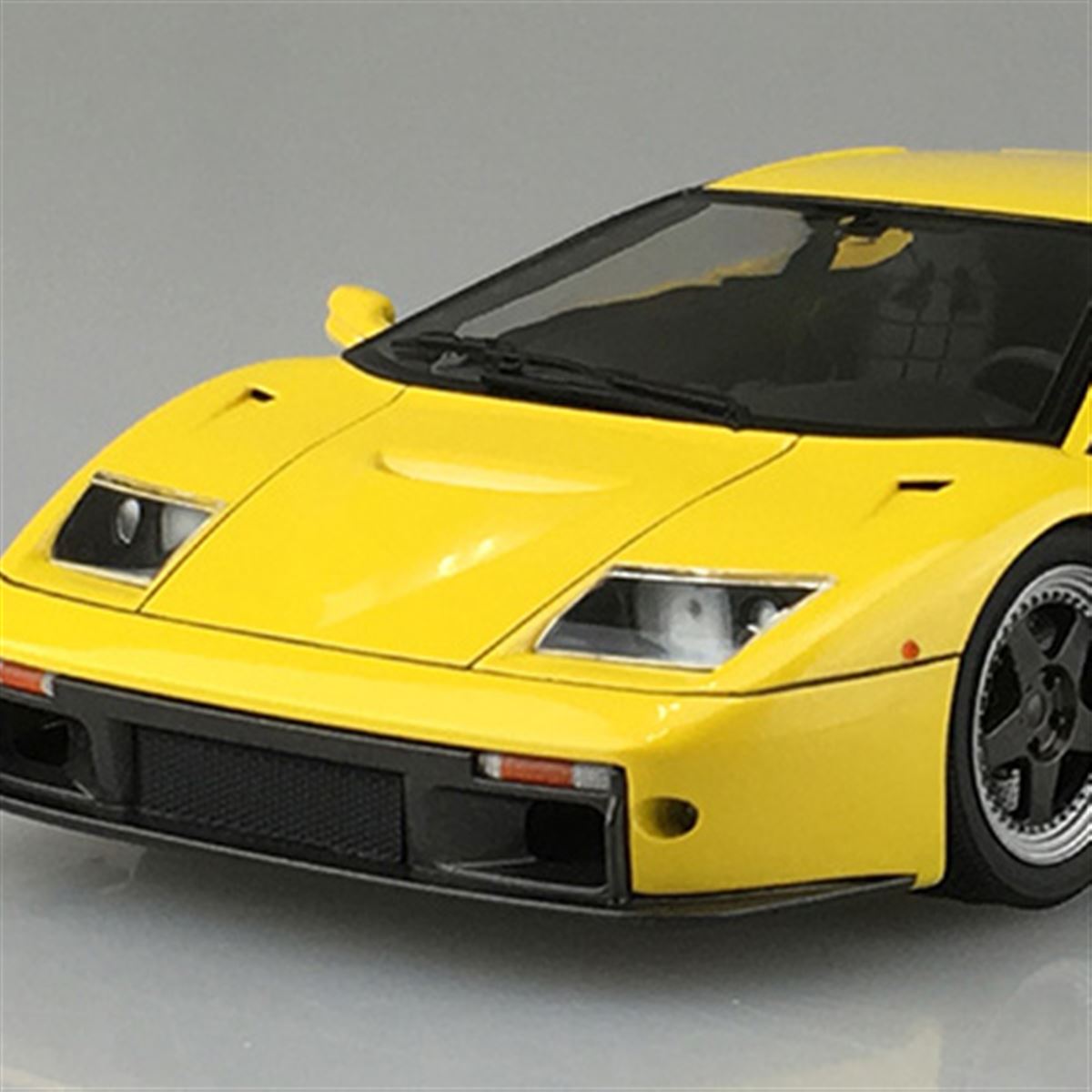 AOSHIMA、ランボルギーニのフラッグシップ「ディアブロ GT」1/24模型