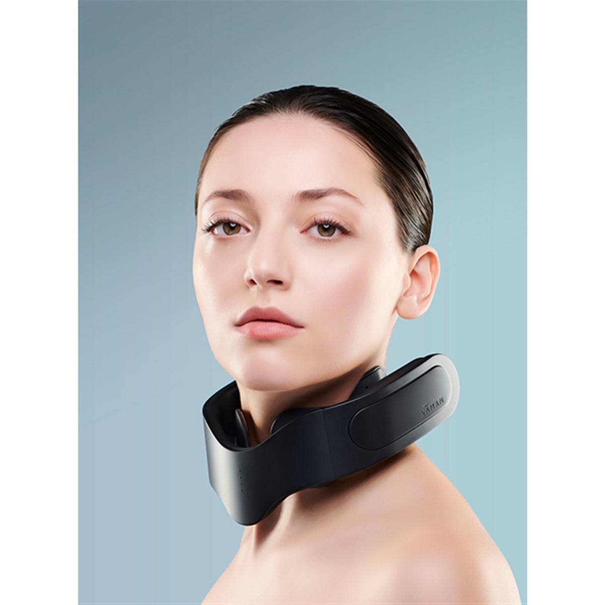 ヤーマン、首もと専用のウェアラブルEMS美容器「メディリフト