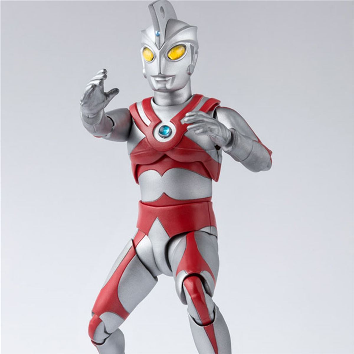 バンダイ、円谷プロ監修「S.H.Figuarts ウルトラマンエース」を7月発売