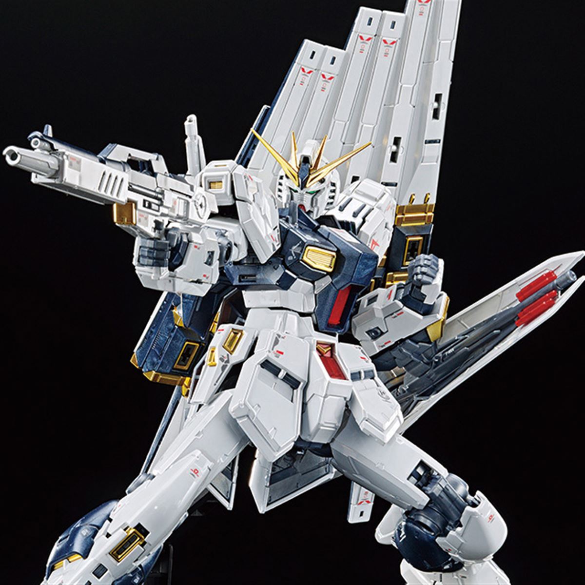 RG νガンダム チタニウムフィニッシュ　限定　ガンプラ　新品未開封 RG 1/144 【ガンダムベース限定】 νガンダム［チタニウム