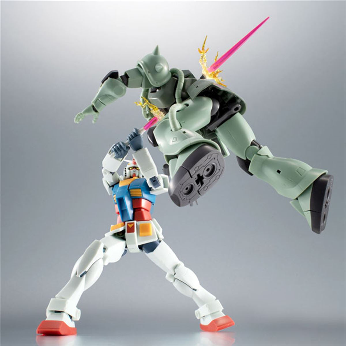 ガンダムフィギュアセット（エフェクトパーツ付き） IMG_1922-1024x697.jpg