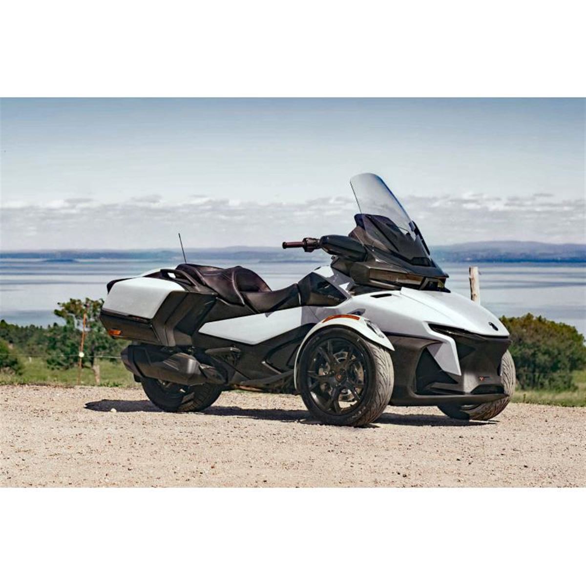 カンナム・スパイダーRT」がフルモデルチェンジ 高いツアラー カンナム・スパイダーRT」がフルモデルチェンジ 高いツアラー