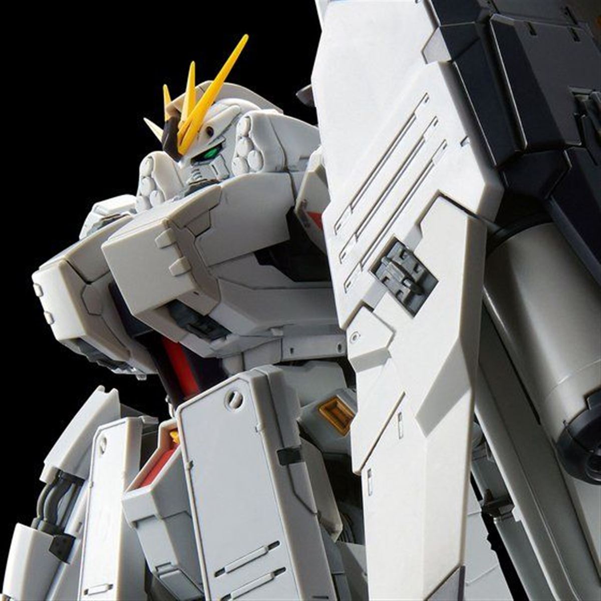 ガンプラ「RG νガンダム」に追加装甲を装備したヘビー・ウェポン・システム発売 - 価格.com