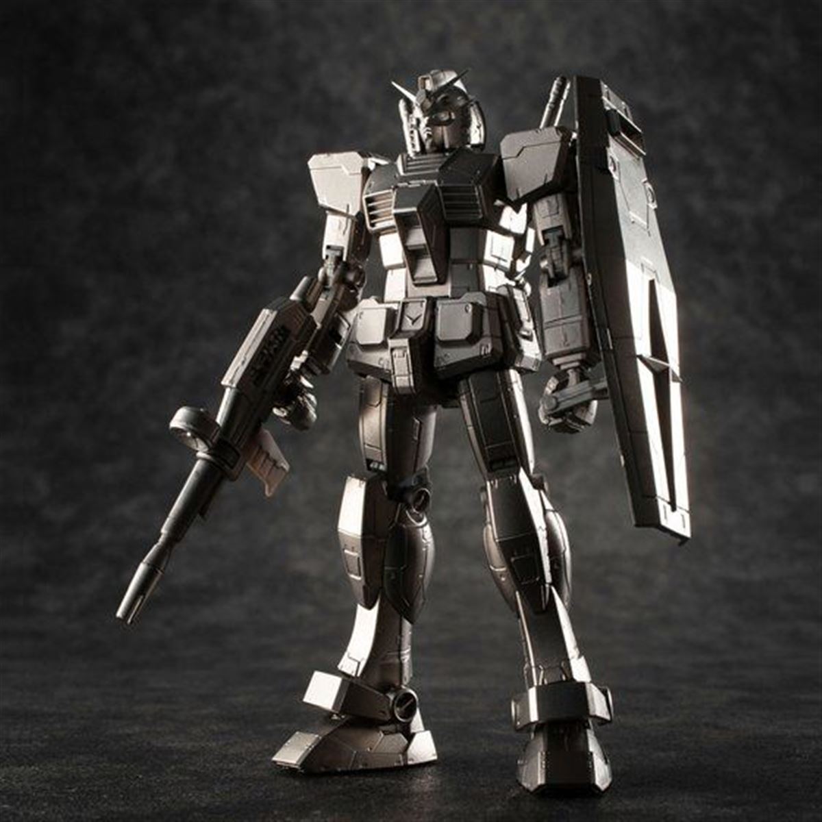 ガンダニウム合金モデル　１／144 RX-78-2 ガンダム 20200721100220_29_.jpg