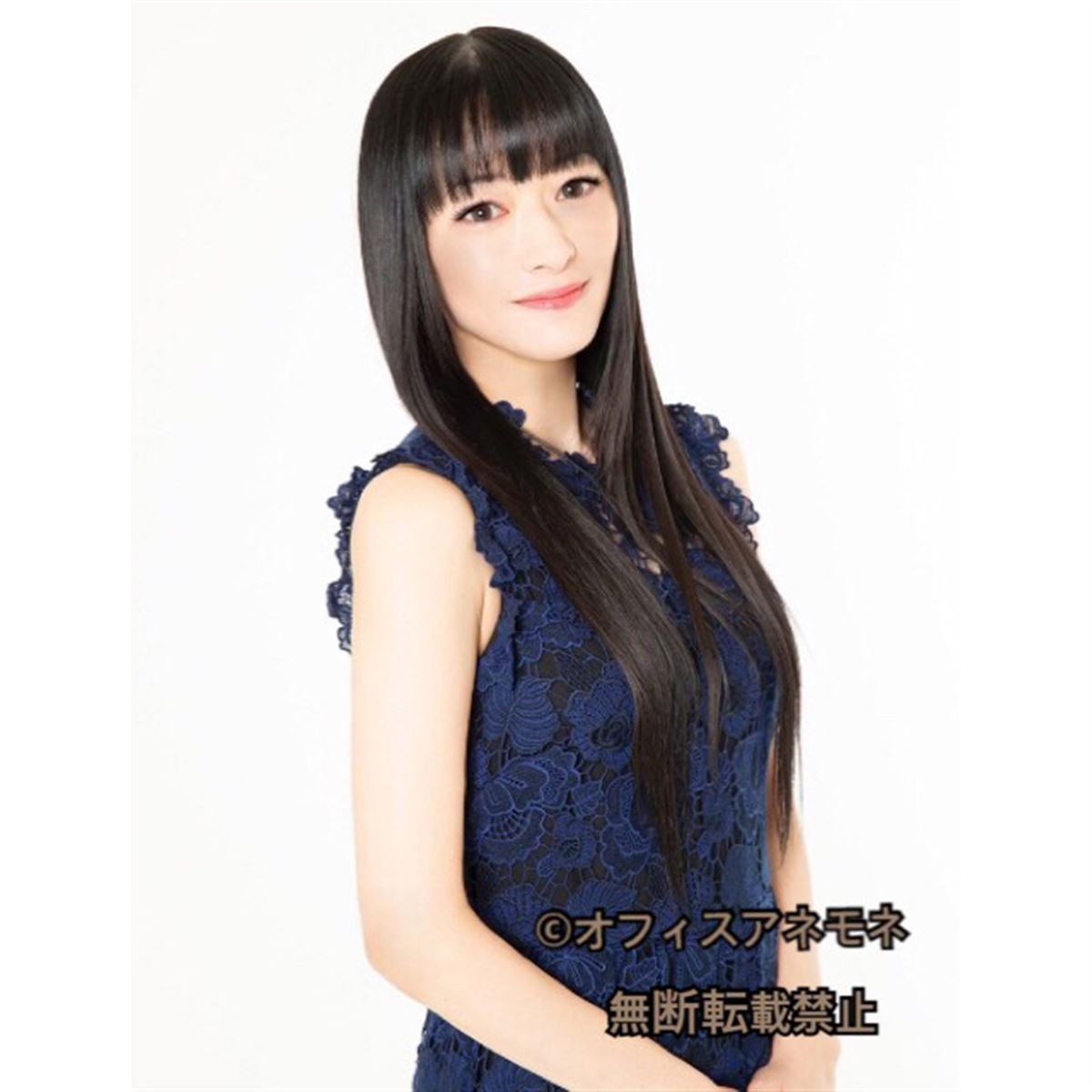 田中理恵　声優　カード+専用バインダー 20200817150041_94_.jpg