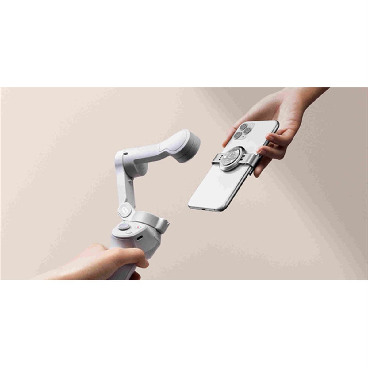 DJI、マグネット着脱式で折りたたみ設計のスマホ用スタビライザー「DJI