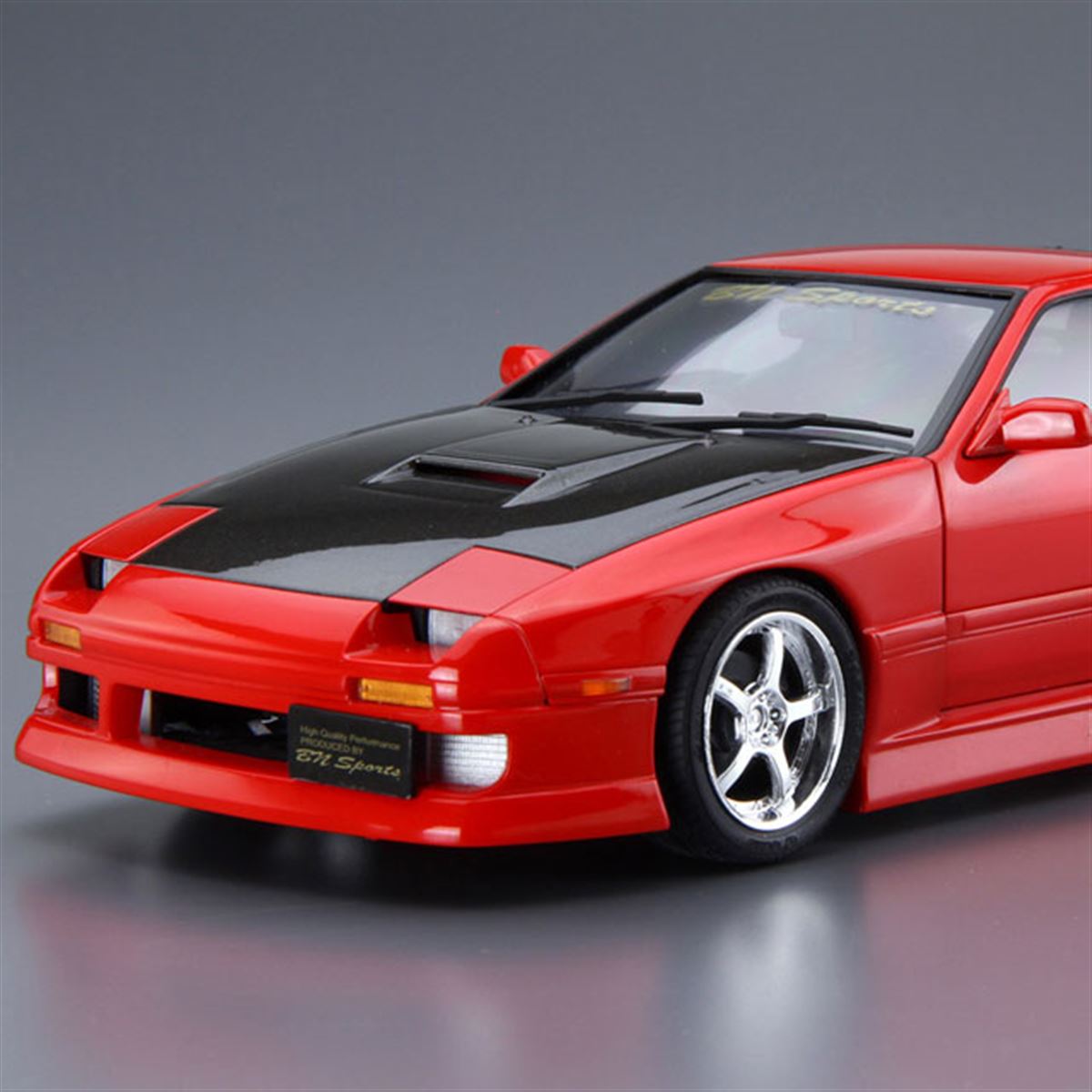BNスポーツのフルエアロ仕様を再現した「マツダ・RX-7 FC3S」1/24模型