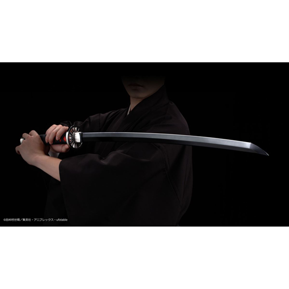 鬼滅の刃」日輪刀を約1/1サイズで再現、劇中セリフなどを70種以上収録