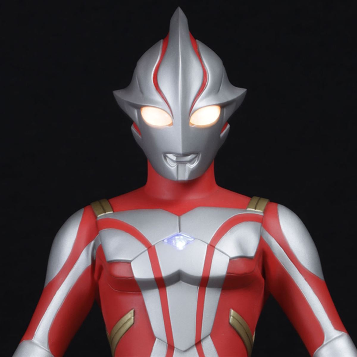 海洋堂、電飾ギミックを搭載した「ウルトラマンメビウス