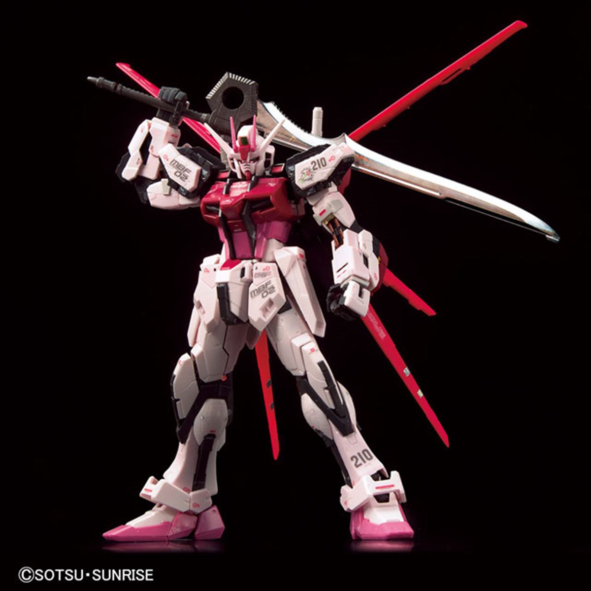 刀身にメッキ加工、限定RGガンプラ「ストライクルージュ グランド