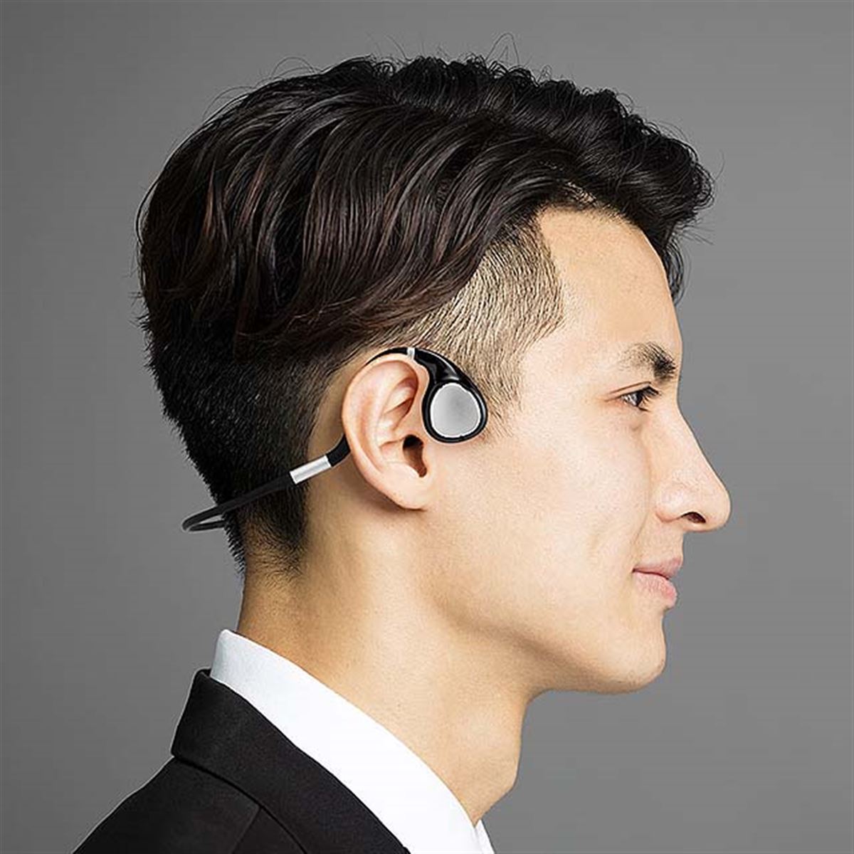 サンワ、Bluetooth対応の骨伝導ヘッドセット「400-BTSH019BK」 - 価格.com