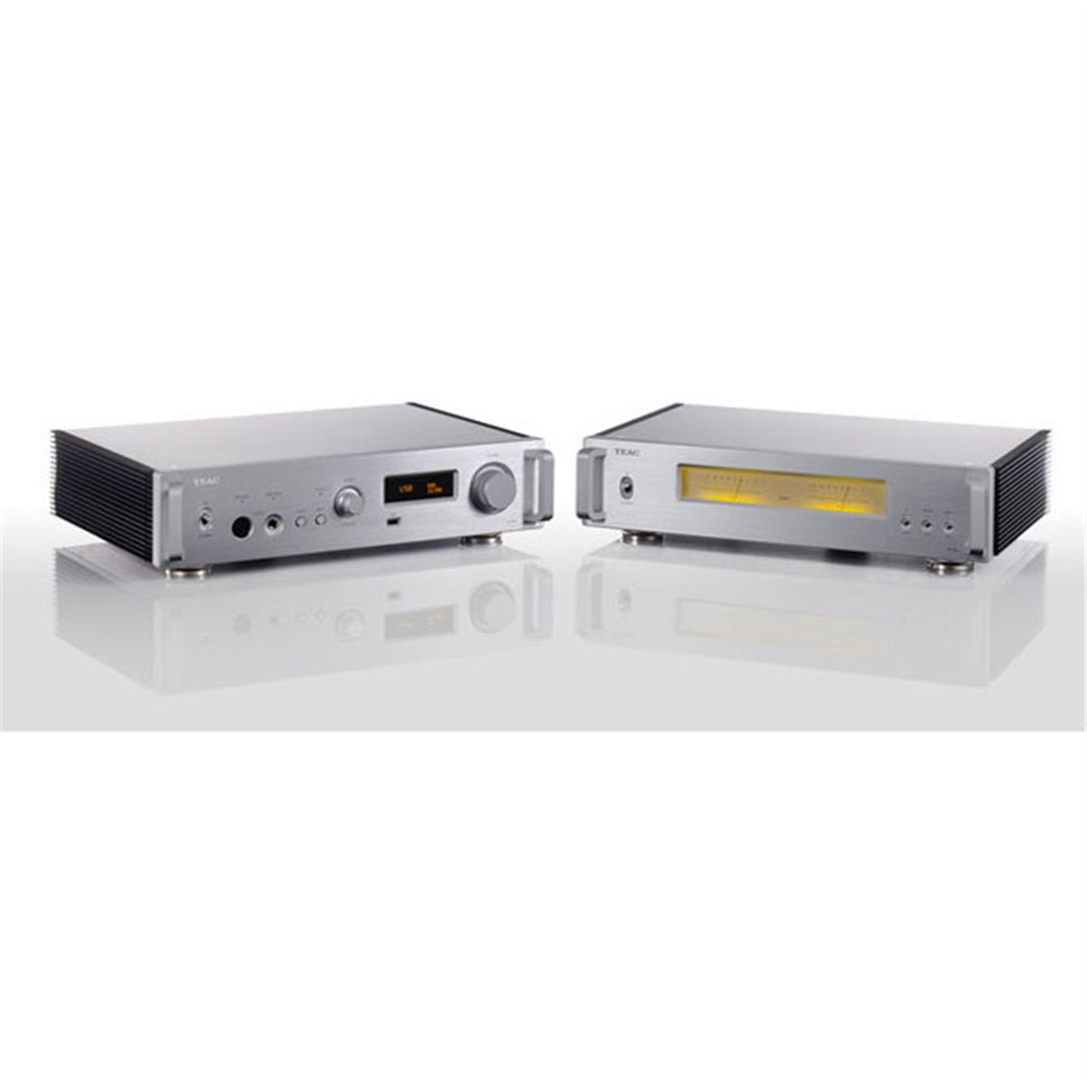 TEAC、Referenceシリーズ初のフルサイズ・セパレートコンポ「AP-701