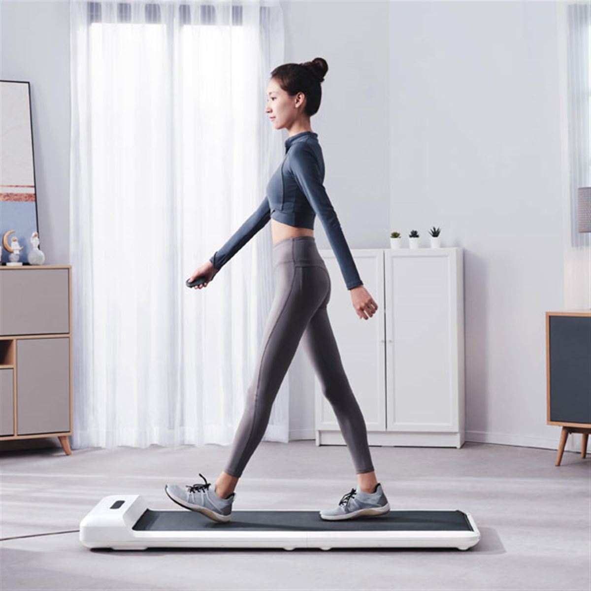 折りたたみ式の自宅用ルームランナー「WalkingPad S1」が5月下旬