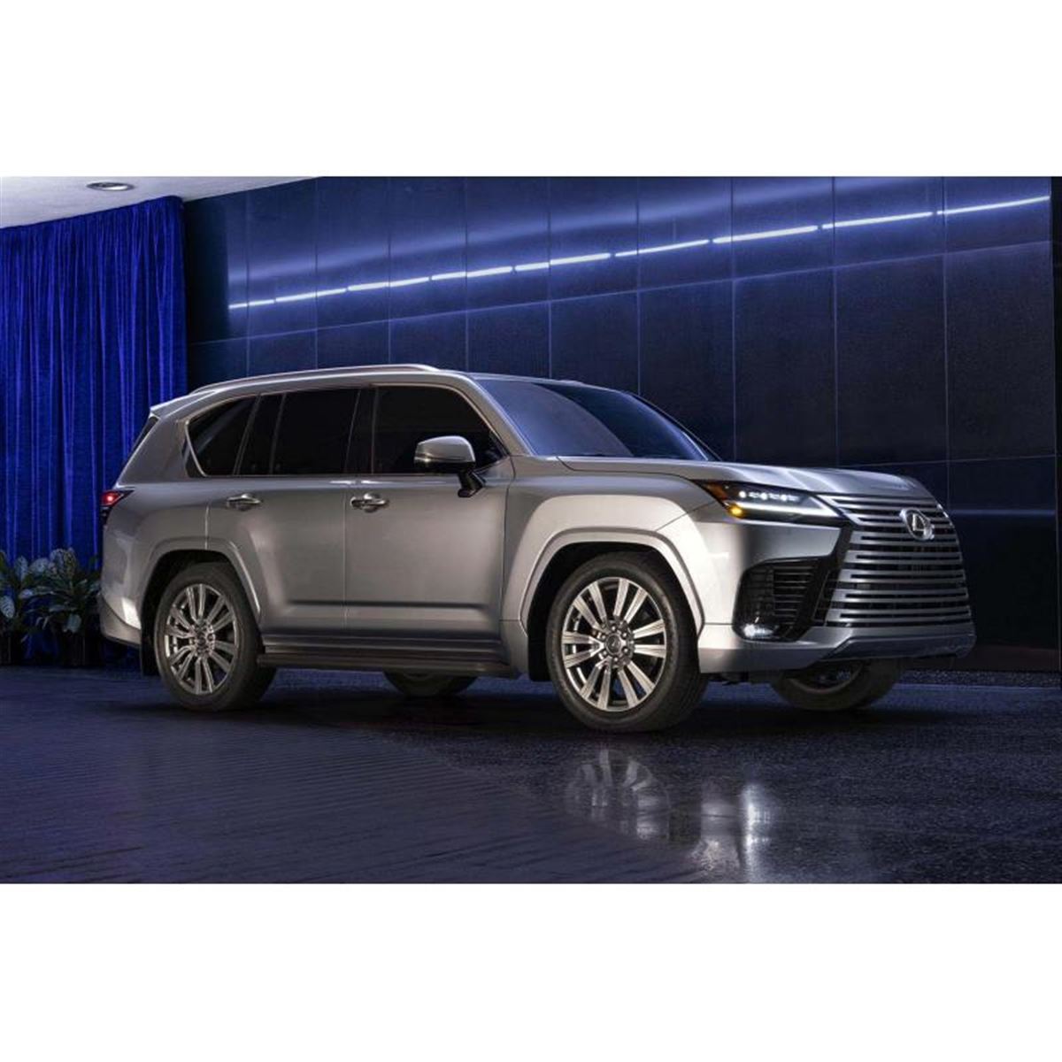 レクサスのフラッグシップSUV「LX」がフルモデルチェンジ - 価格.com