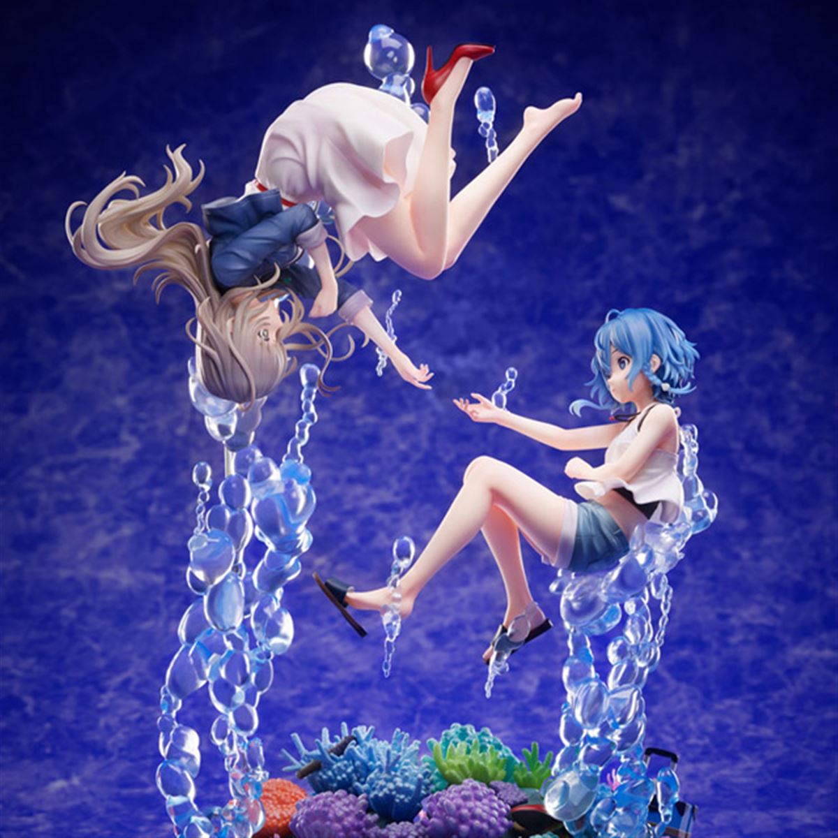 アニメ「白い砂のアクアトープ」見つめ合う海咲野くくる＆宮沢風花が1