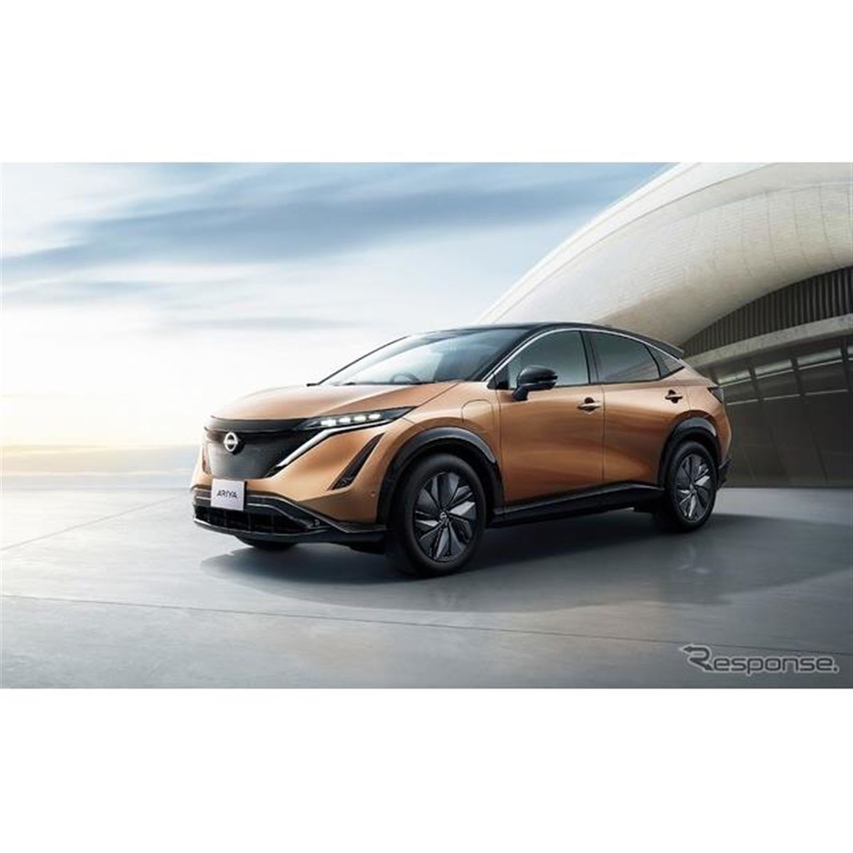日産 アリア】66kWh・FF標準グレードの価格は539万円…2022年3月下旬