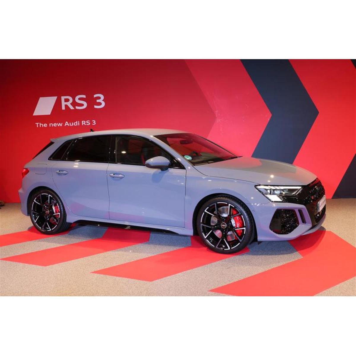 ⭐️限定特価⭐️アウディ　RS 3 Limousine 1/43 ナードグレー ⭐️限定特価⭐️アウディ RS 3 Limousine 1/43 ナードグレー