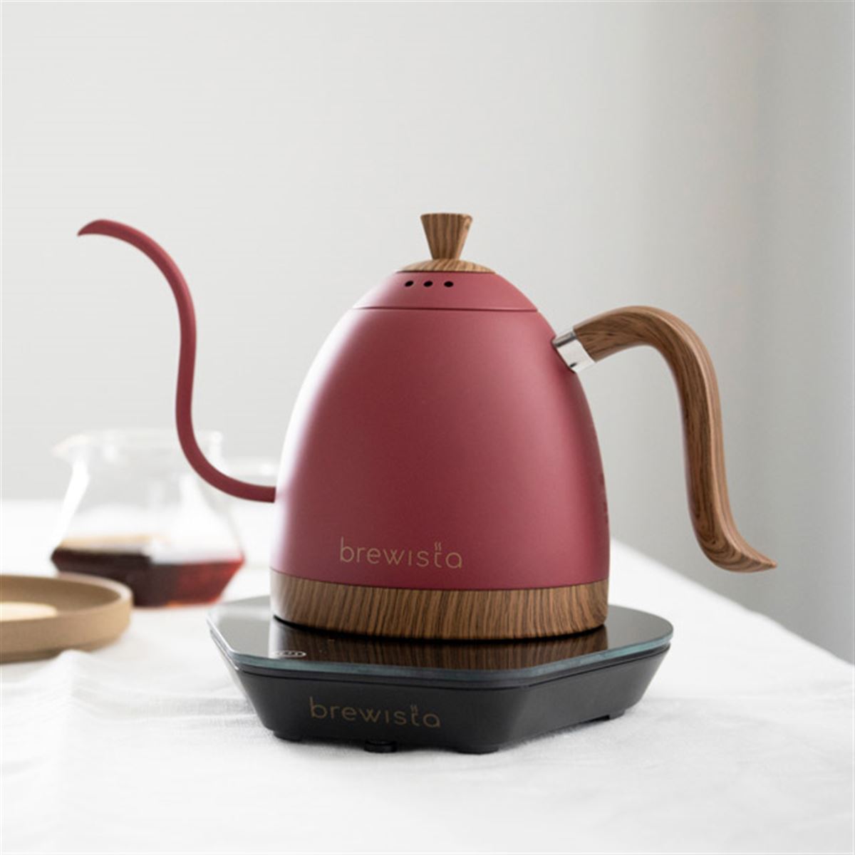 Brewista、電子ケトル「Artisan Gooseneck Variable Kettle」限定色