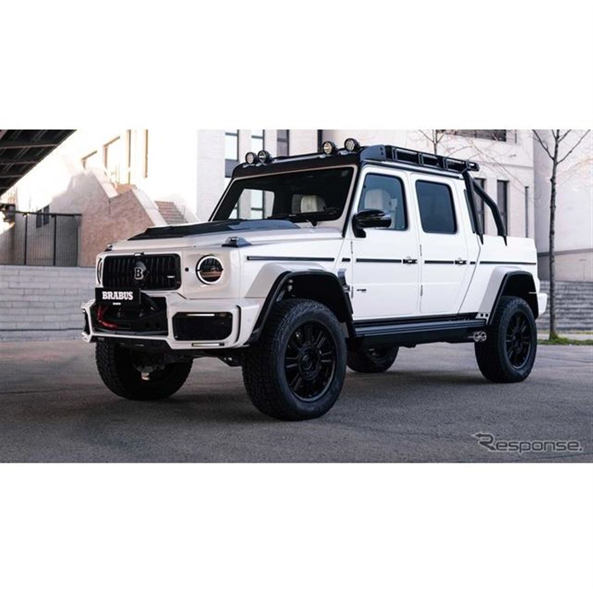 ブラバス g800 ホワイト モデルカー 1/18 Motorhelix Mercedes Benz G class Brabus G800 in Gloss