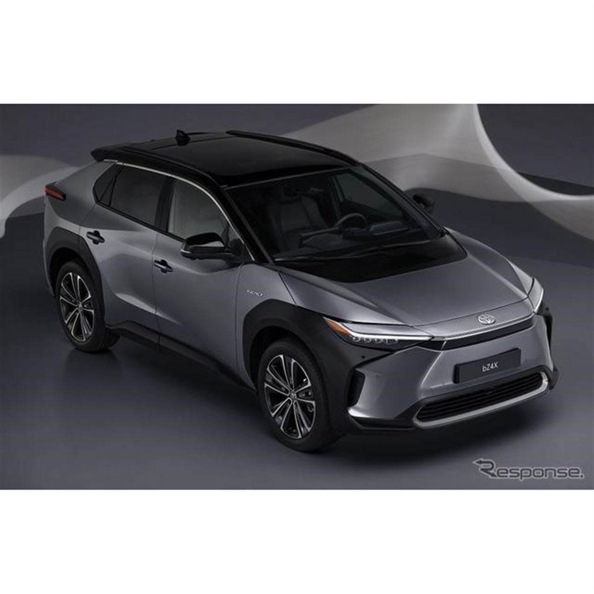 トヨタ『bZ4X』、航続は最大516km…欧州仕様を発表 - 価格.com