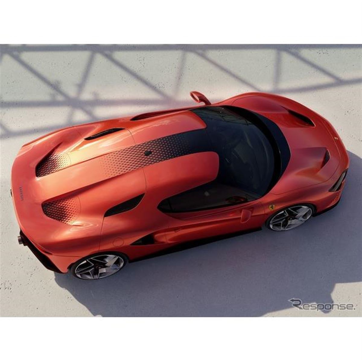 奥上】Ferrari 赤バスセット 騒がしく