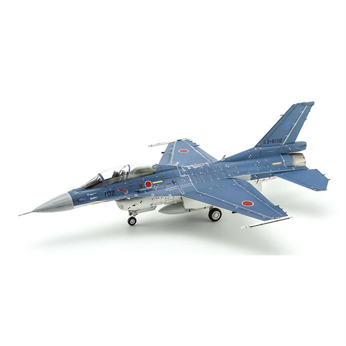 ハセガワ、三菱「F-2B 試作4号機」1/48スケール模型を本日5/18発売 - 価格.com