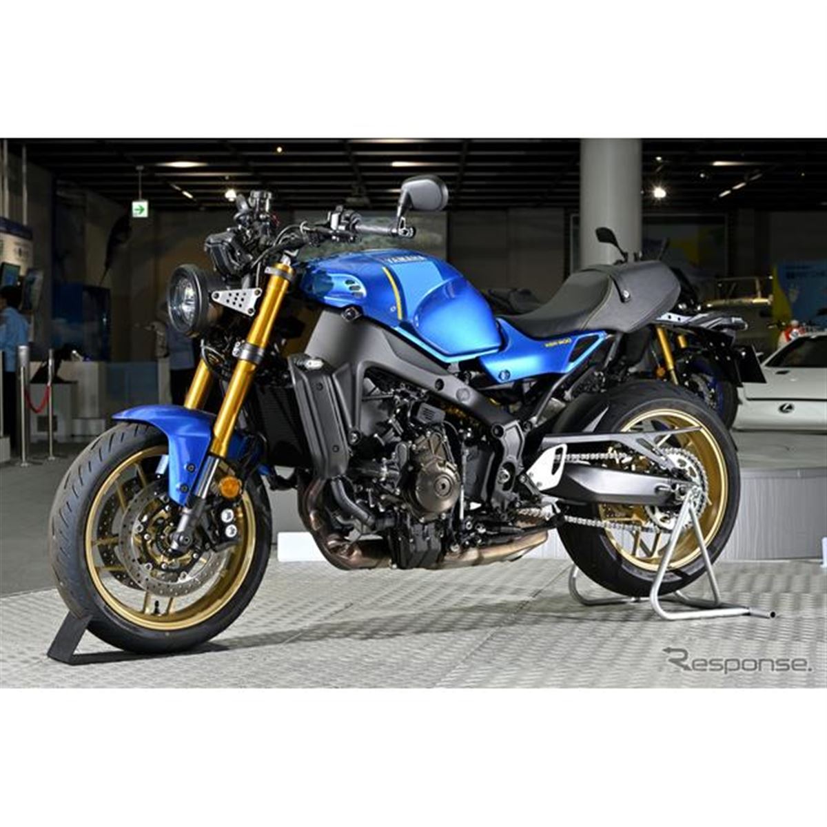 【ヤマハ XSR900 新型】作ったのは「開発者も欲しいバイク」、MT-09との思想の違いとは - 価格.com