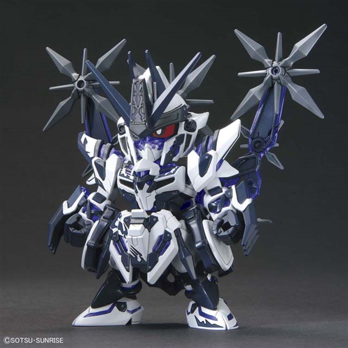 巨大な手裏剣を装備した「SDW HEROES 才蔵ガンダムデルタカイ」が本日6