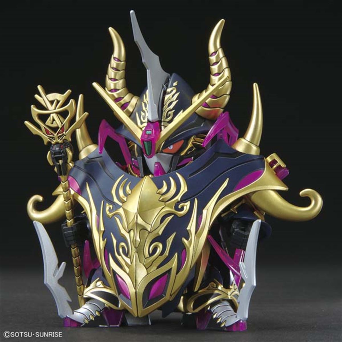 マントに展開ギミックを搭載した「ウォーロックイージスガンダム