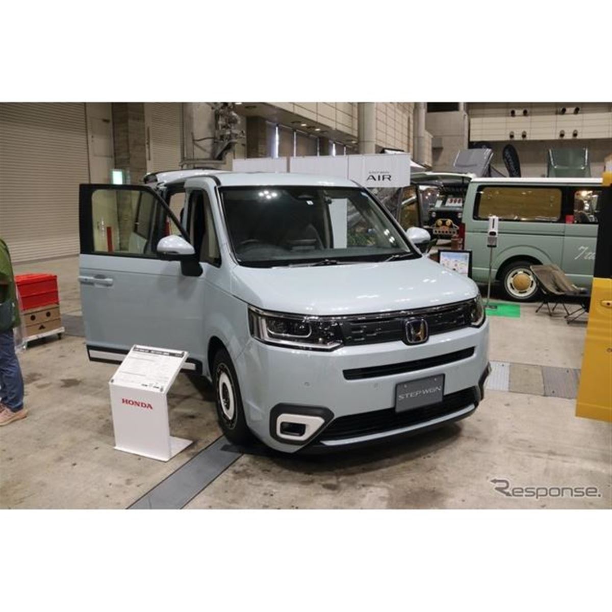 ホンダ ステップワゴン 車中泊仕様の気になる装備は？…アソモビ2022に 