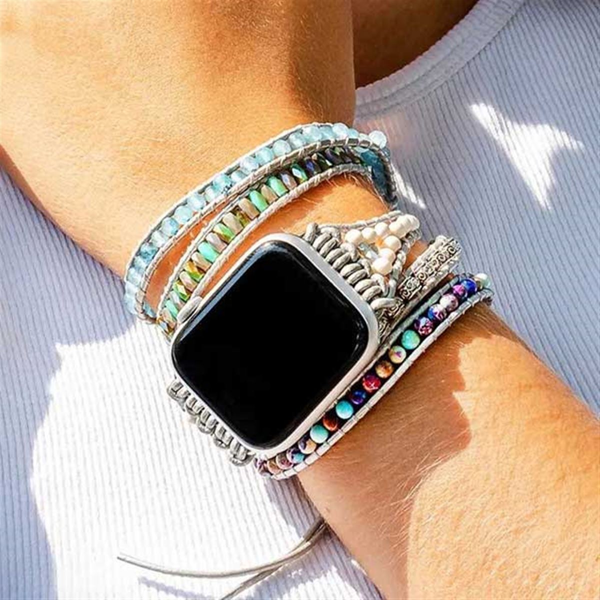 選べる多重巻き仕様、天然石の手作りApple Watchバンドが8月中旬