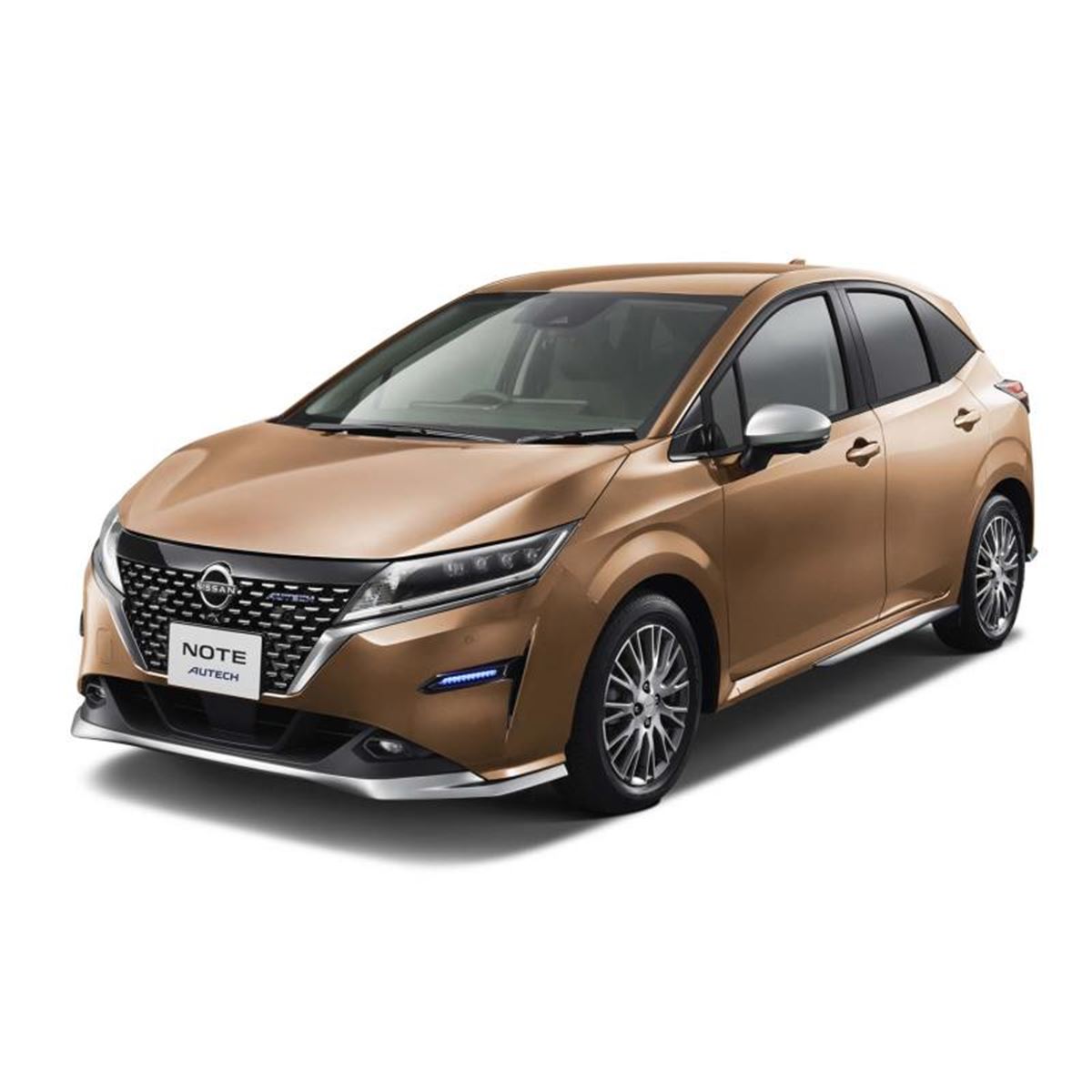 新しいボディーカラーをまとう「日産ノートAUTECH／ノートAUTECHクロス 
