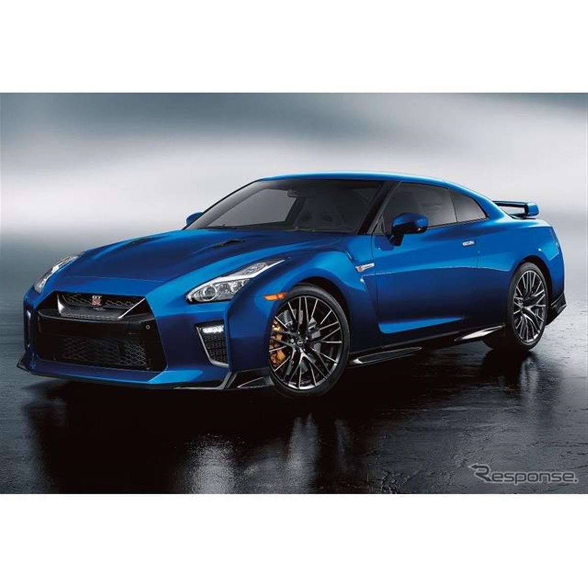 日産(NISMO)GT-R 2台 日産 GT-R 2024年モデル先行公開、特別仕様車もお披露目…東京