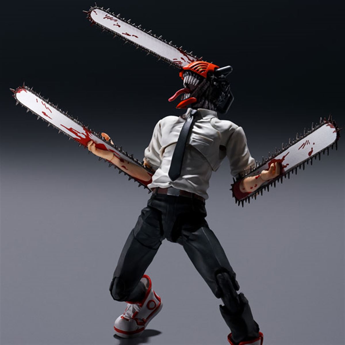 チェンソーマン」がS.H.Figuartsに登場、ダイナミックなポージングも