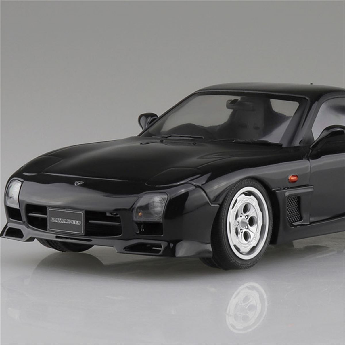 AOSHIMA、マツダスピード製フルエアロ仕様を再現した「FD3S RX-7 '99