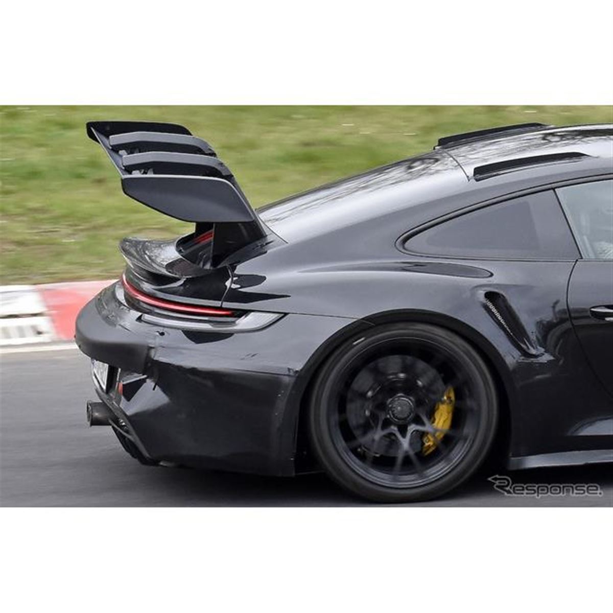 究極の911」がさらなる進化を遂げる！謎のプロトタイプは『GT2 RS