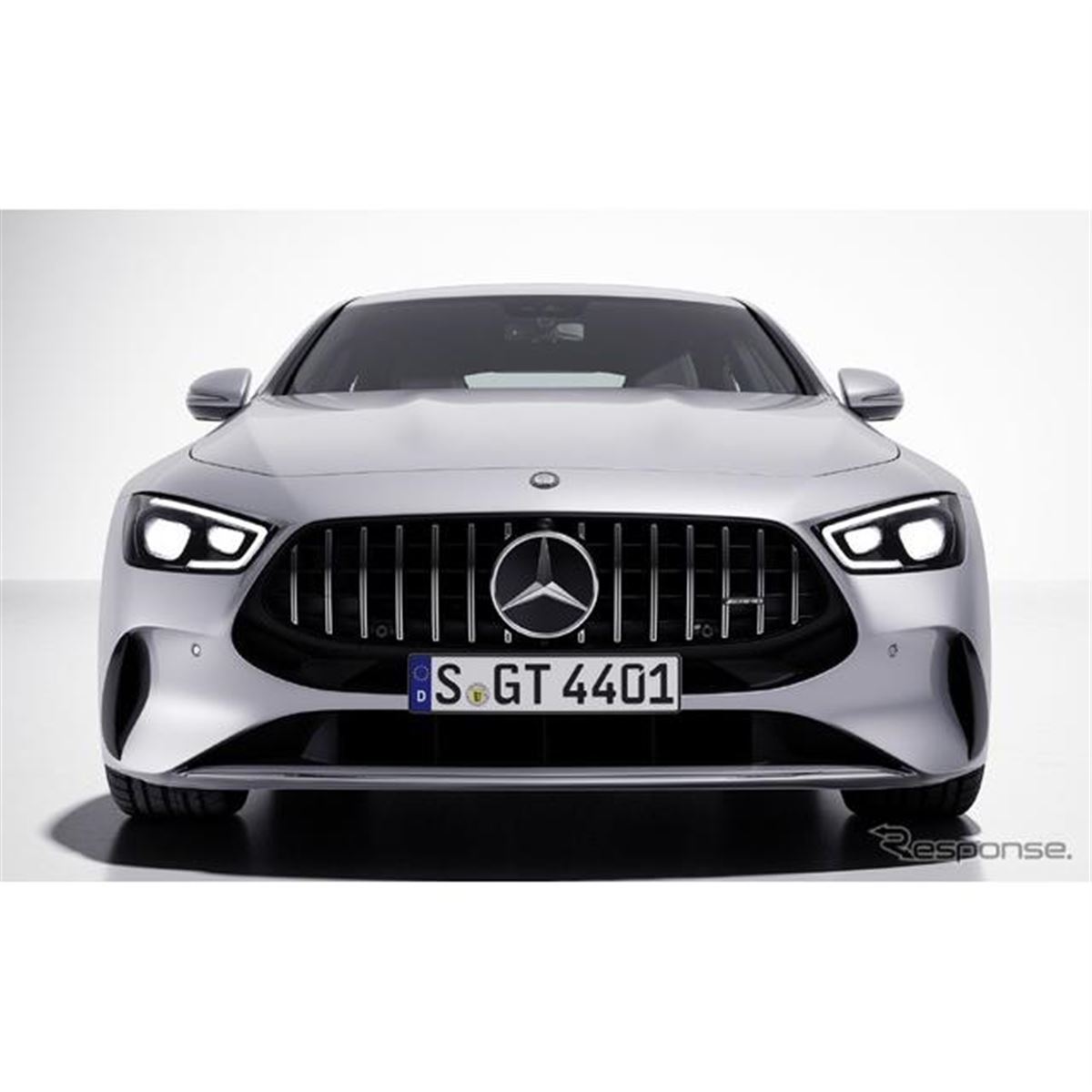 メルセデスAMG GT 4ドアクーペ、最強「ブラックシリーズ」の顔に近づく