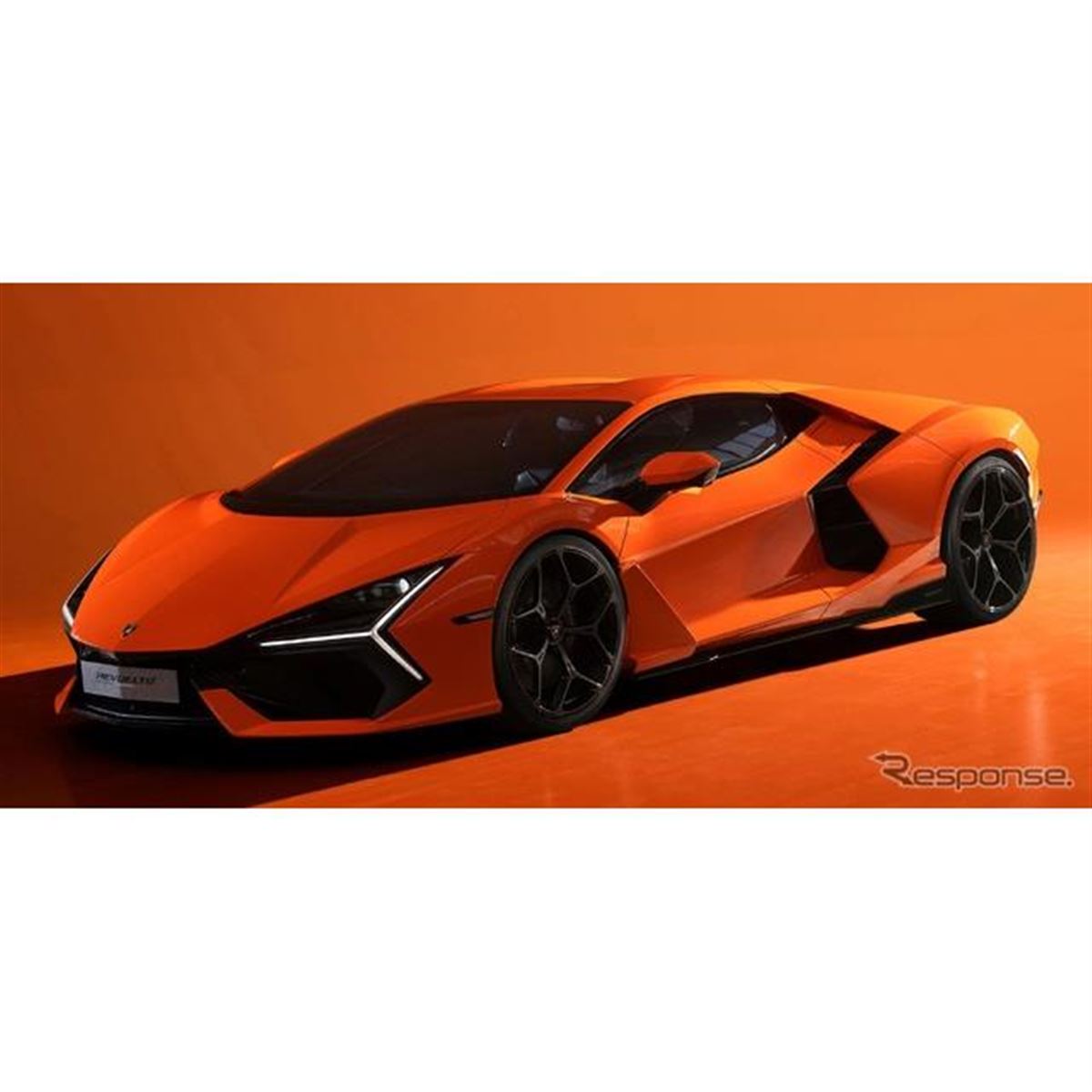 ランボルギーニの電動スーパーカー、1015馬力の『レヴエルト』…グッド