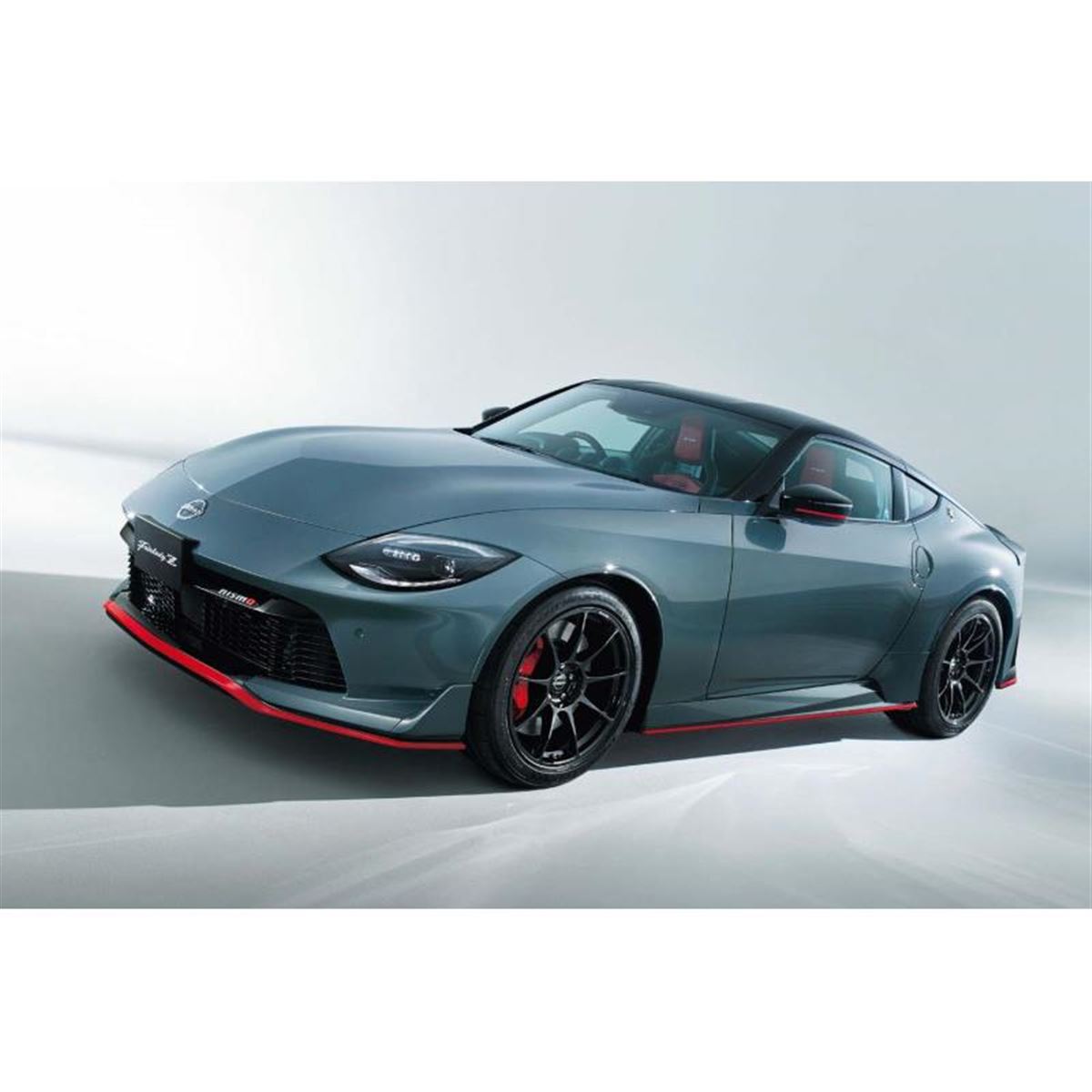 2024年購入 リアライズ ボーテ 新型モデル 新品パッド エンザイム付 The Fairlady Z Customized by NISSAN │ カーボンリアスポイラー