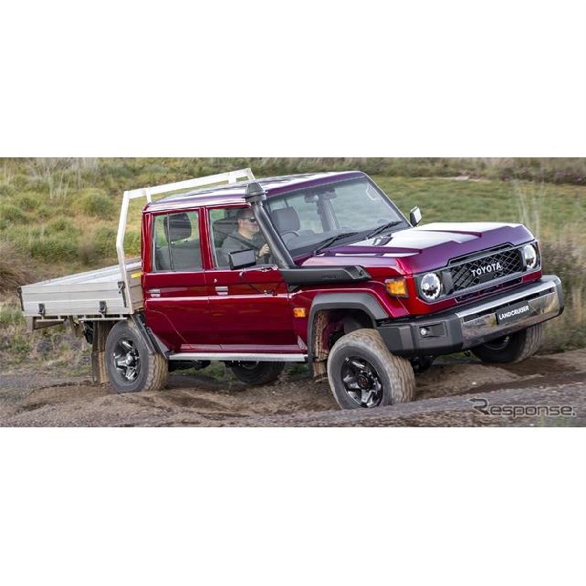 トヨタ『ランドクルーザー70』、表情一新…豪州はピックアップトラック