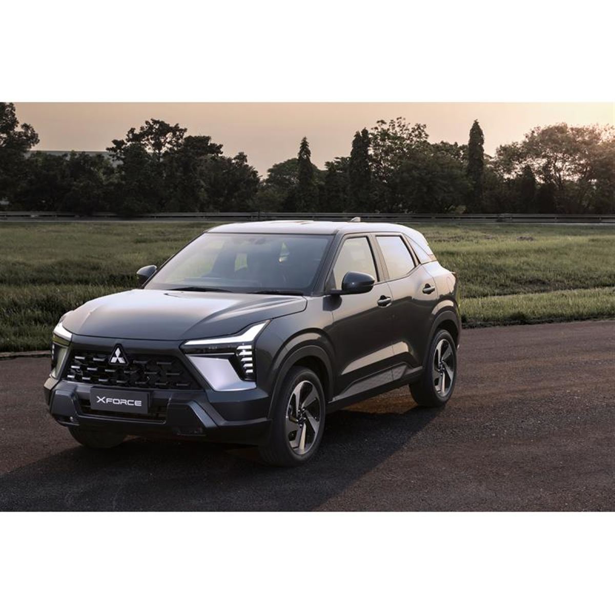 三菱の新型SUV「エクスフォース」登場 全長4390mmのコンパクト